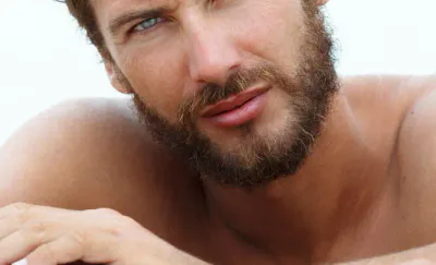 6 Week Beard Scruffy Deposit Photos