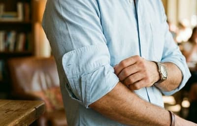 Perfectly rolled shirt sleeves Italian roll technique