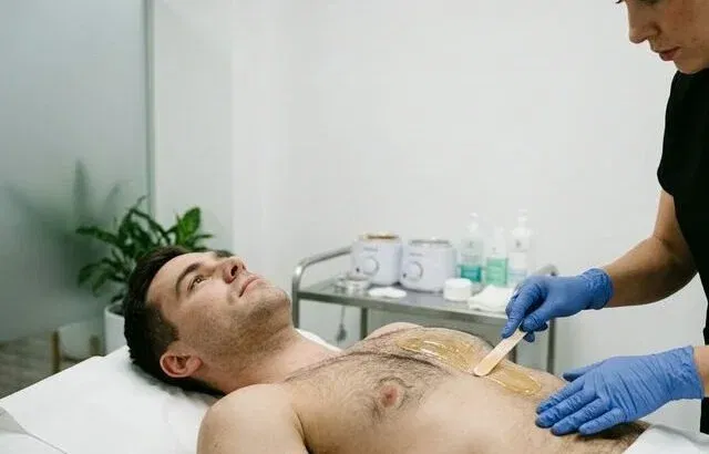 Men’s Waxing Guide: What to Expect, Pain Levels, and Tips (2026)