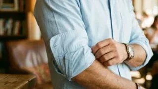 Perfectly rolled shirt sleeves Italian roll technique