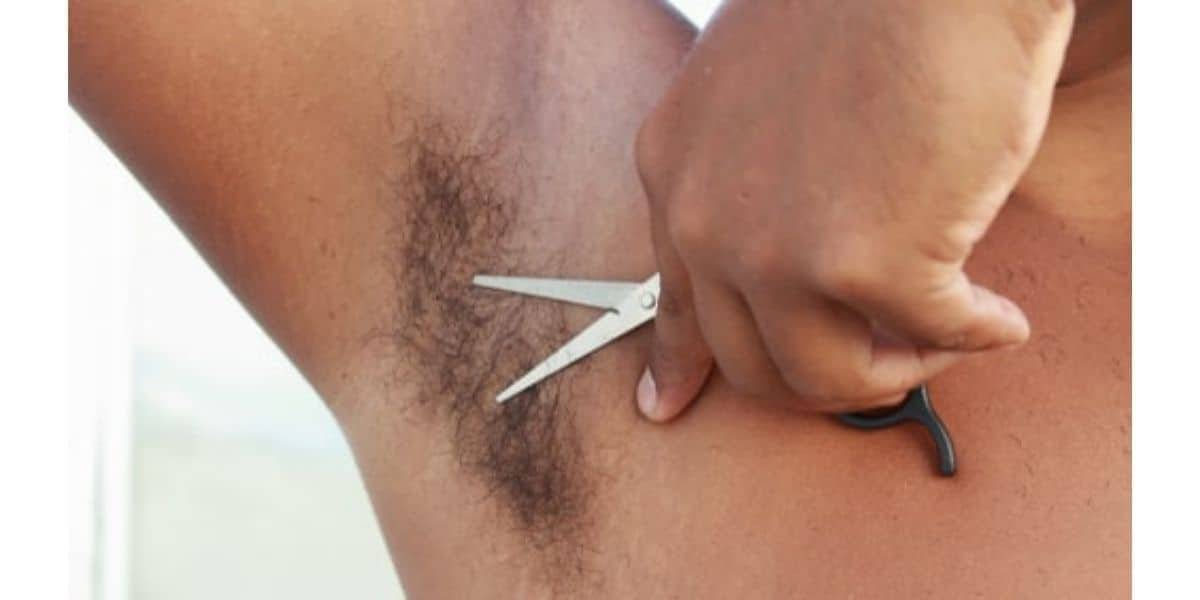 A Complete Guide To Trimming Armpit Hair With Scissors Feature Image